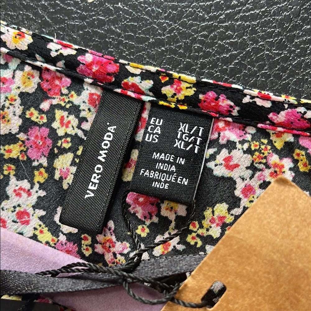 NWT Spring Garden Black/Floral Ruched Mindi Dress XLT “Calling all Tall Gals” - Picture 4 of 12